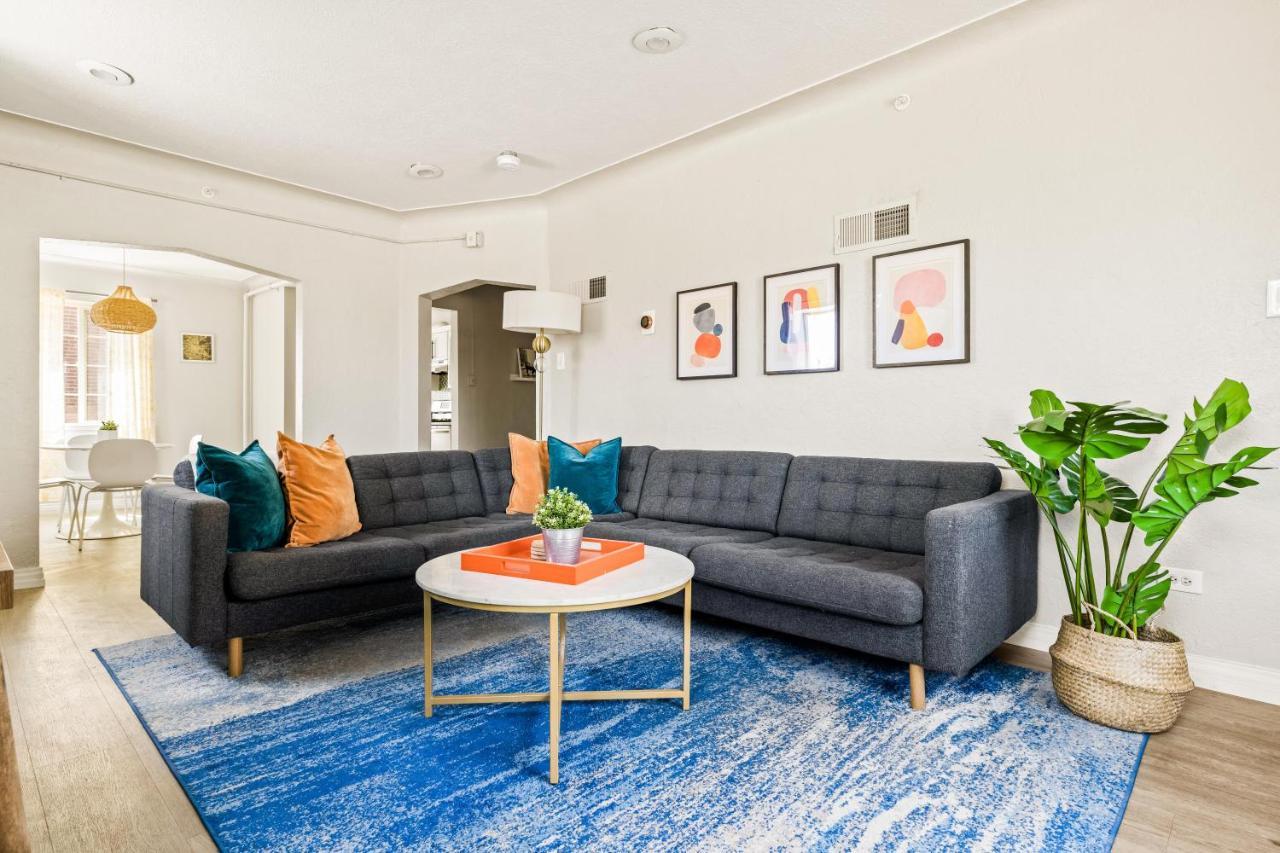 Stylish City Retreat - King Beds - Walk To Sloans Lake Denver Bagian luar foto